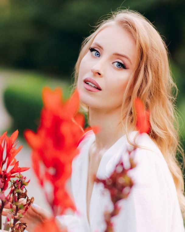 Anna Sagaydachna revealed her business: what the actress baked at the beginning of the war