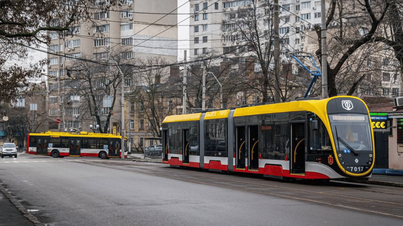 Po trzech miesiącach przerwy w Odessie wracają tramwaje i trolejbusy