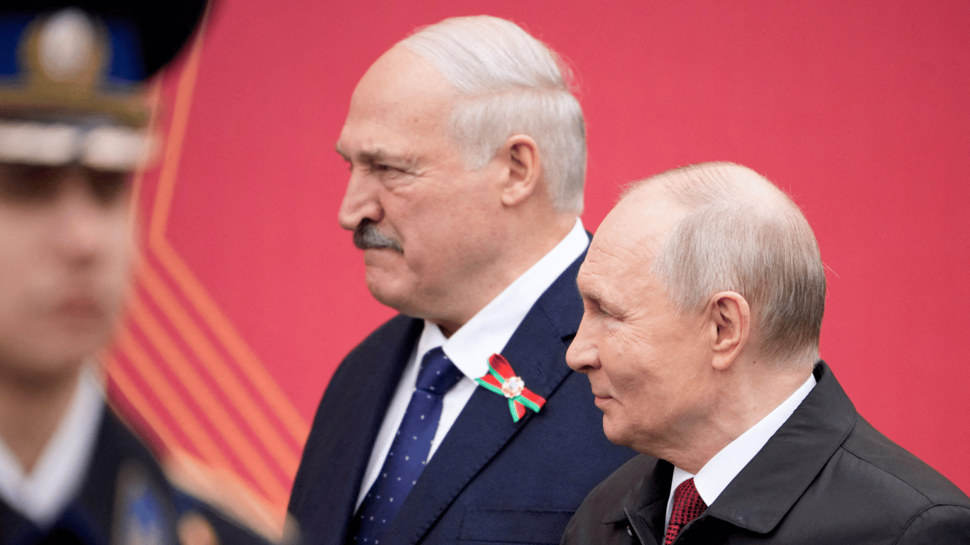 Moskau erhöht den Druck auf Minsk: Wird Belarus zum Sprungbrett für eine neue Eskalation?