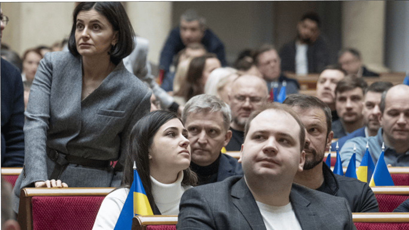 Parlament Ukrainy powołał komisję śledczą do kontroli pomocy dla przesiedleńców i ofiar wojny