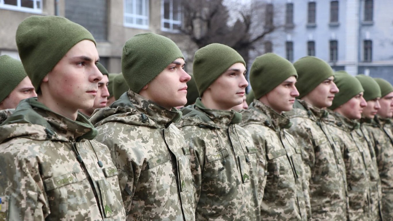 Парни 2009 года на воинский учет