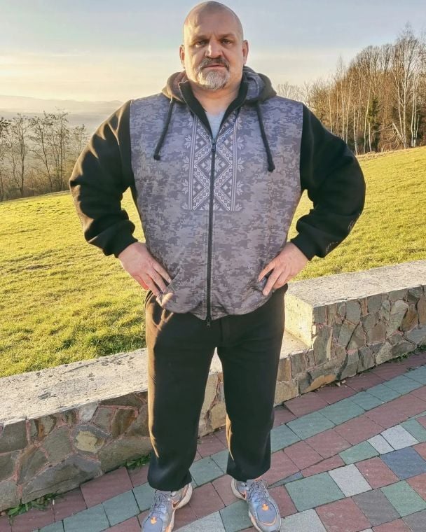 Василий Вирастюк почтил память погибшей жены: с дня трагедии прошло 20 лет