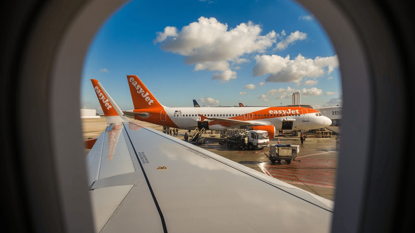 Warum easyJet auf Starlink-Internet verzichtet: Das Preisdilemma der Billigflieger