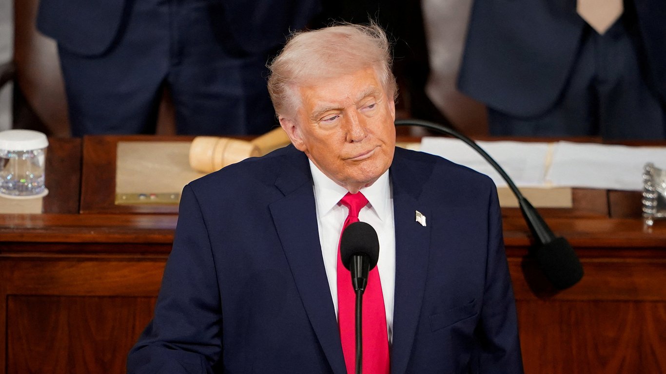 Трамп та іранські кораблі