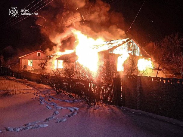 Пожар в доме, погибли люди