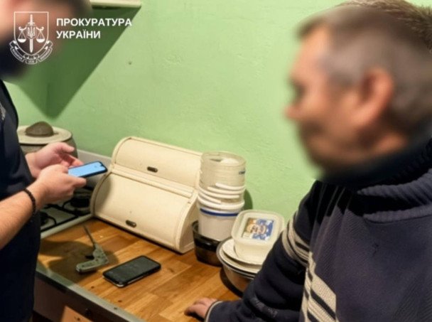 Nawet 15 lat więzienia grozi mężczyźnie, który nakłaniał dzieci do nagrywania treści pornograficznych