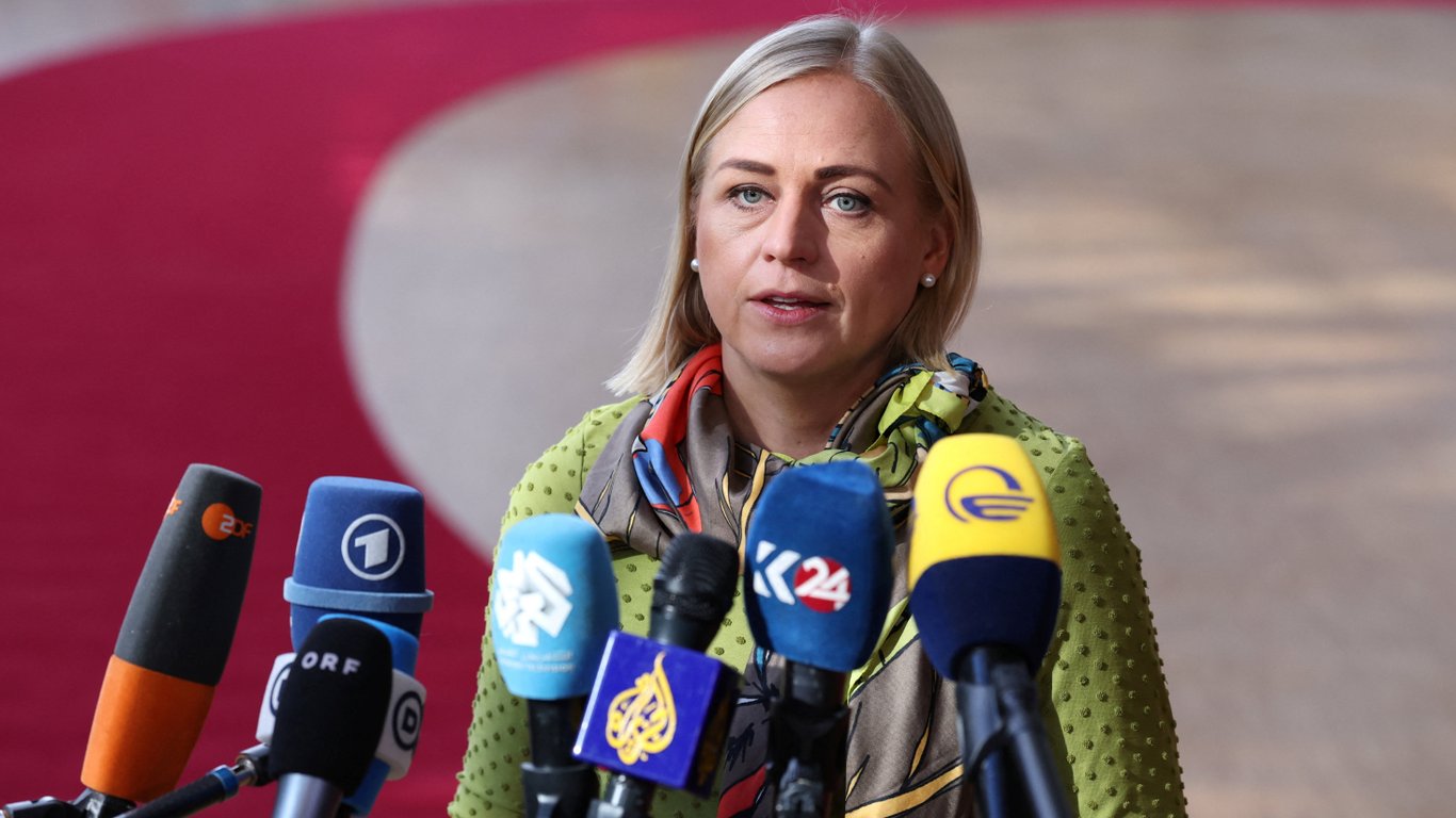Финляндия одобрила удары Украины