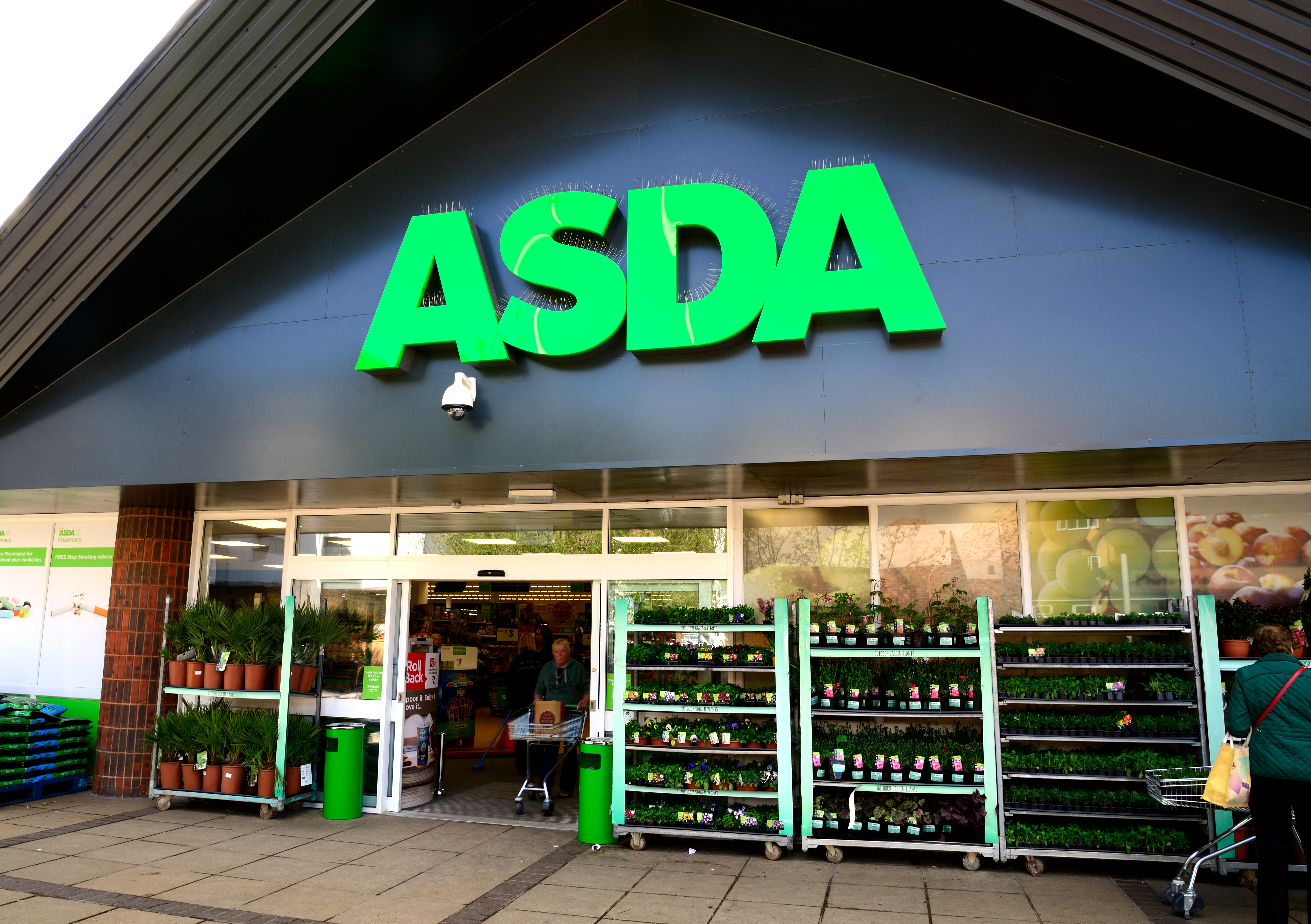 ASDA скоро снизит цены на тысячи товаров: что изменится для покупателей