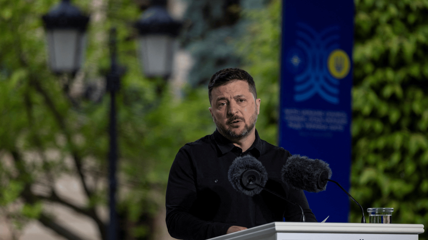 Selenskyj rechtfertigt Angriff auf Moskau: Raffinerie nur 15 Kilometer vom Kreml entfernt getroffen
