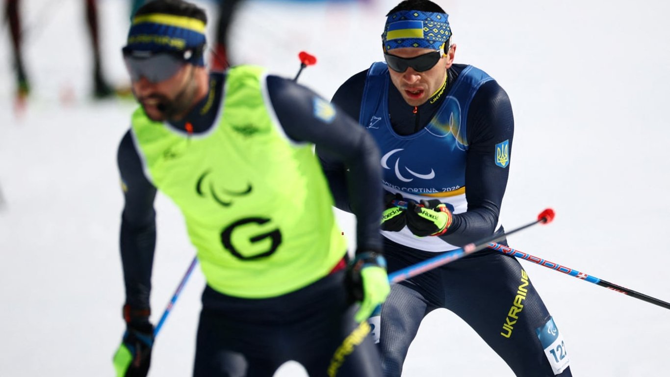 Srebrny medal na 20 km w narciarstwie biegowym: sukces Ukraińca na Paraolimpiadzie 2026