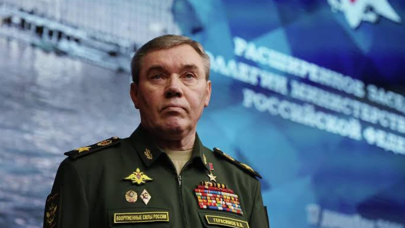 Против начальника Генштаба РФ Герасимова заведено дело из-за атаки на Киев 2 июля