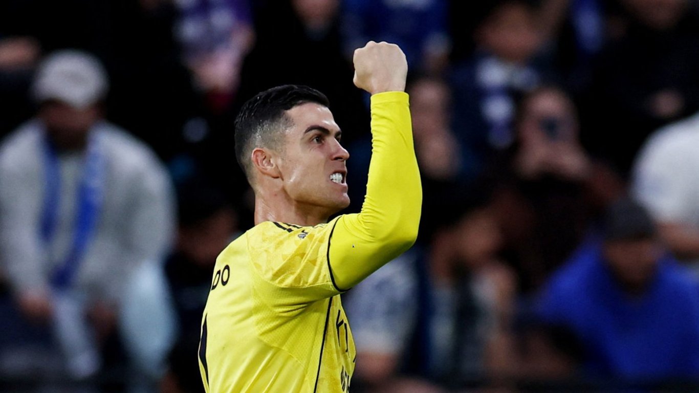 Vandalenakt auf Madeira: Polizei fahndet nach Brandstifter an Ronaldo-Statue