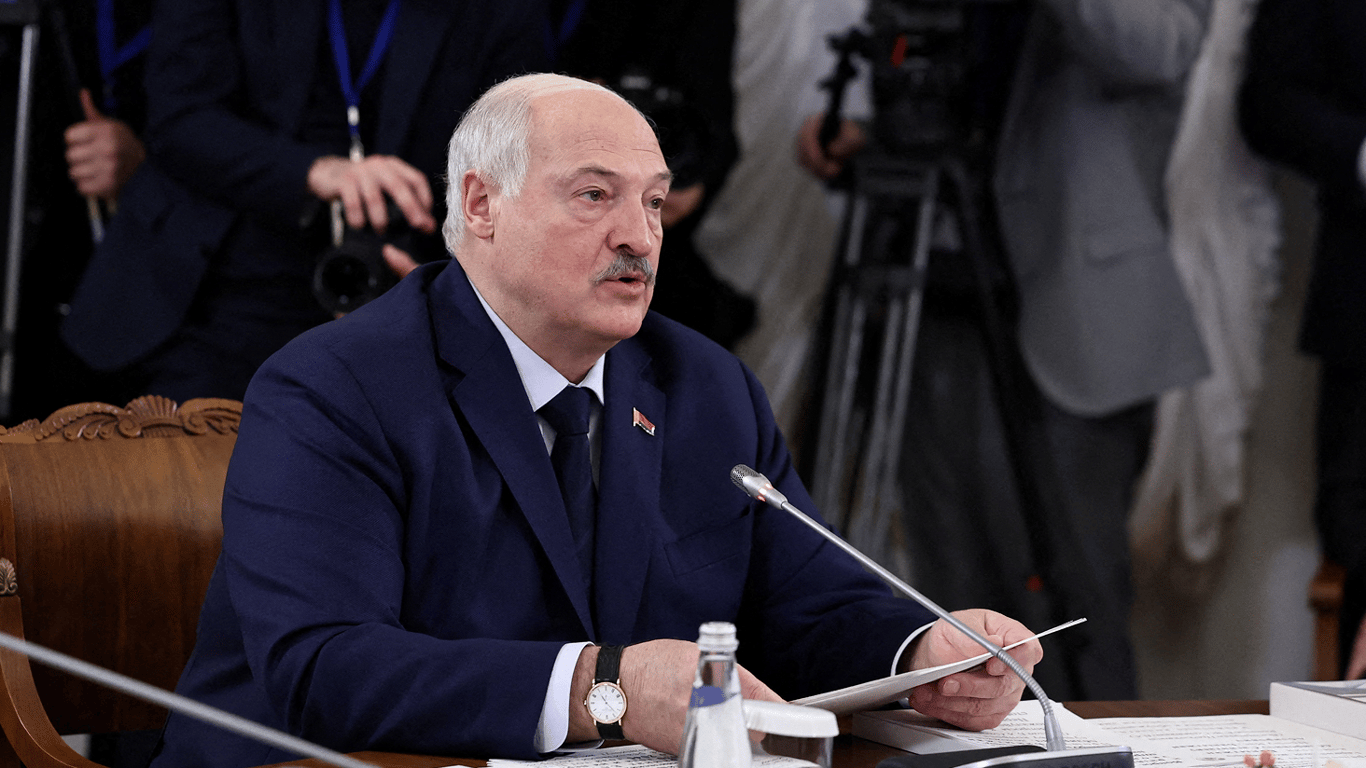Ukrainischer Außenminister fordert Sanktionen gegen Lukaschenko