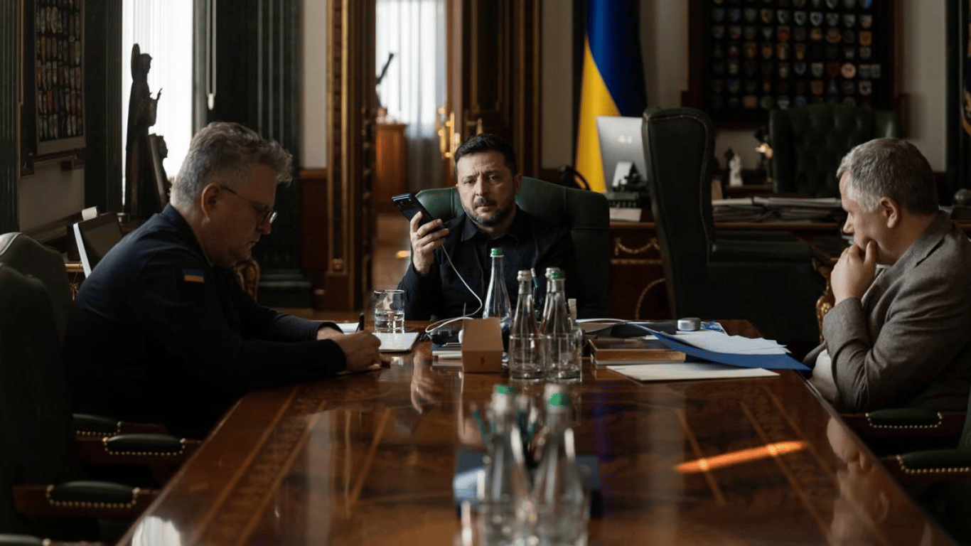 Zelensky und der Präsident Finnlands diskutieren Verteidigungsprioritäten und diplomatische Bemühungen