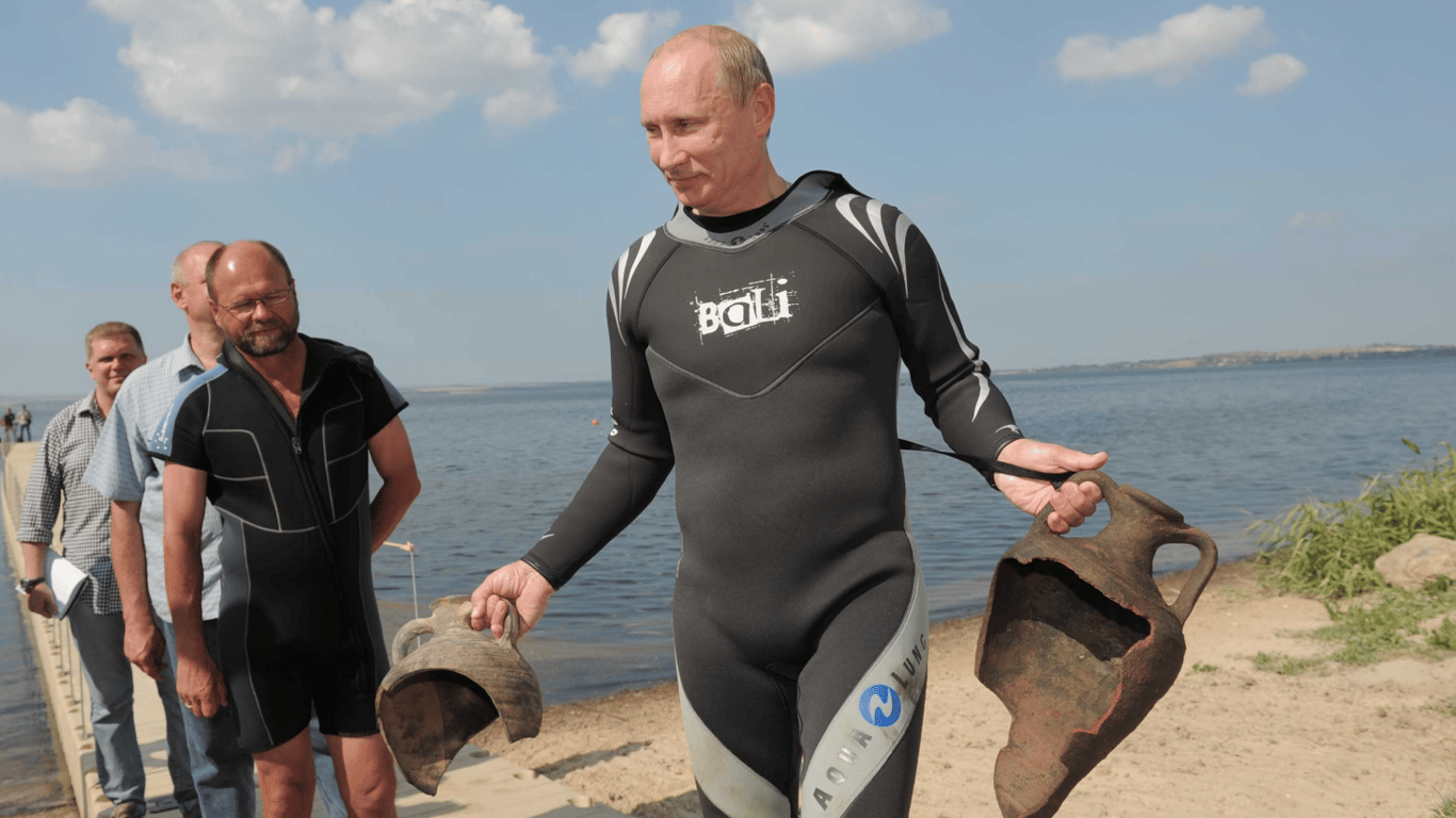 Ex-Pressesprecher der Russischen Geographischen Gesellschaft: Putins Amphorenfund und Kranichflug waren inszeniert
