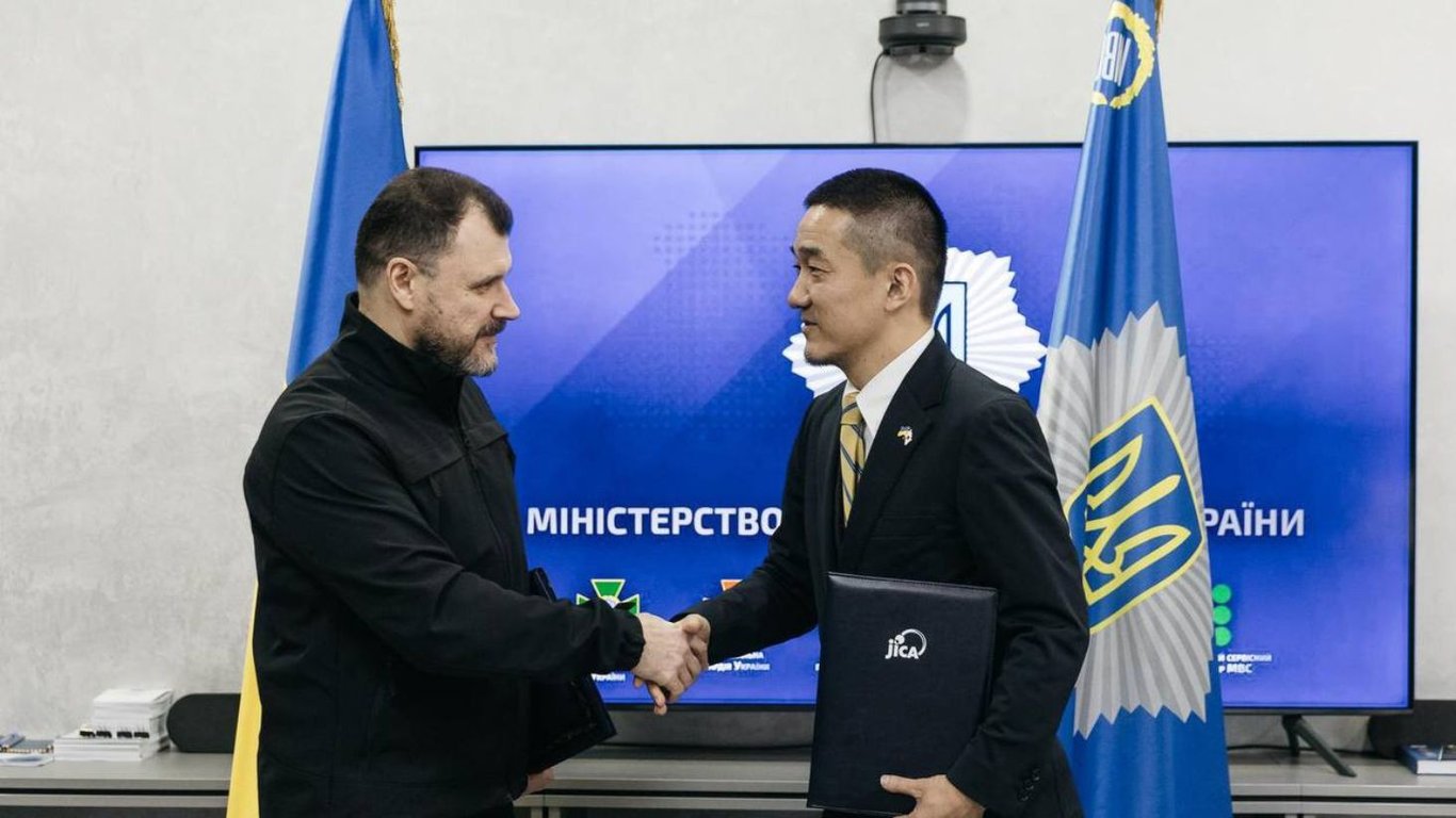 Japonia przeznacza 4 mld jenów dla Ukrainy na pomoc medyczną i rozminowywanie