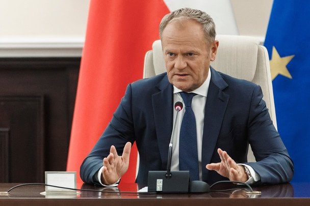 Tusk on peace talks and guarantees