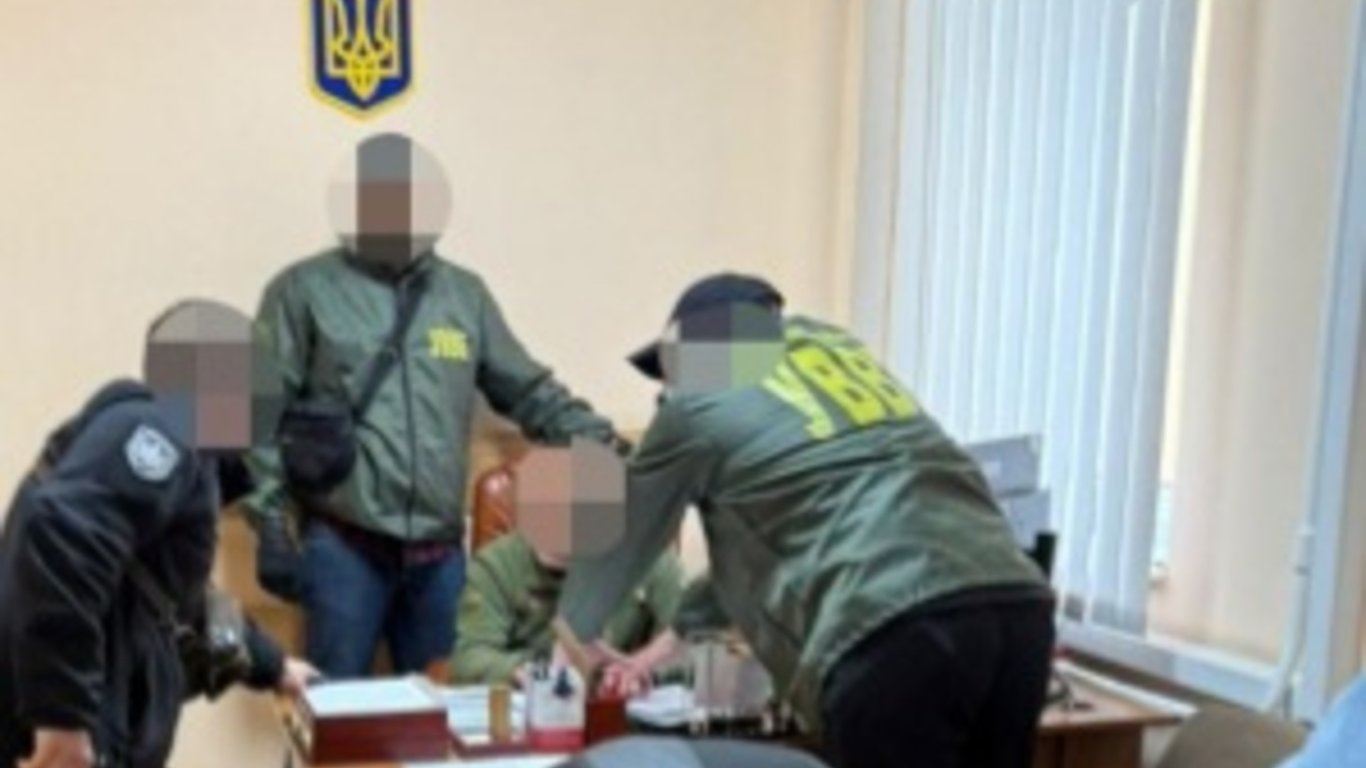 Полковник ДПСУ на хабарі