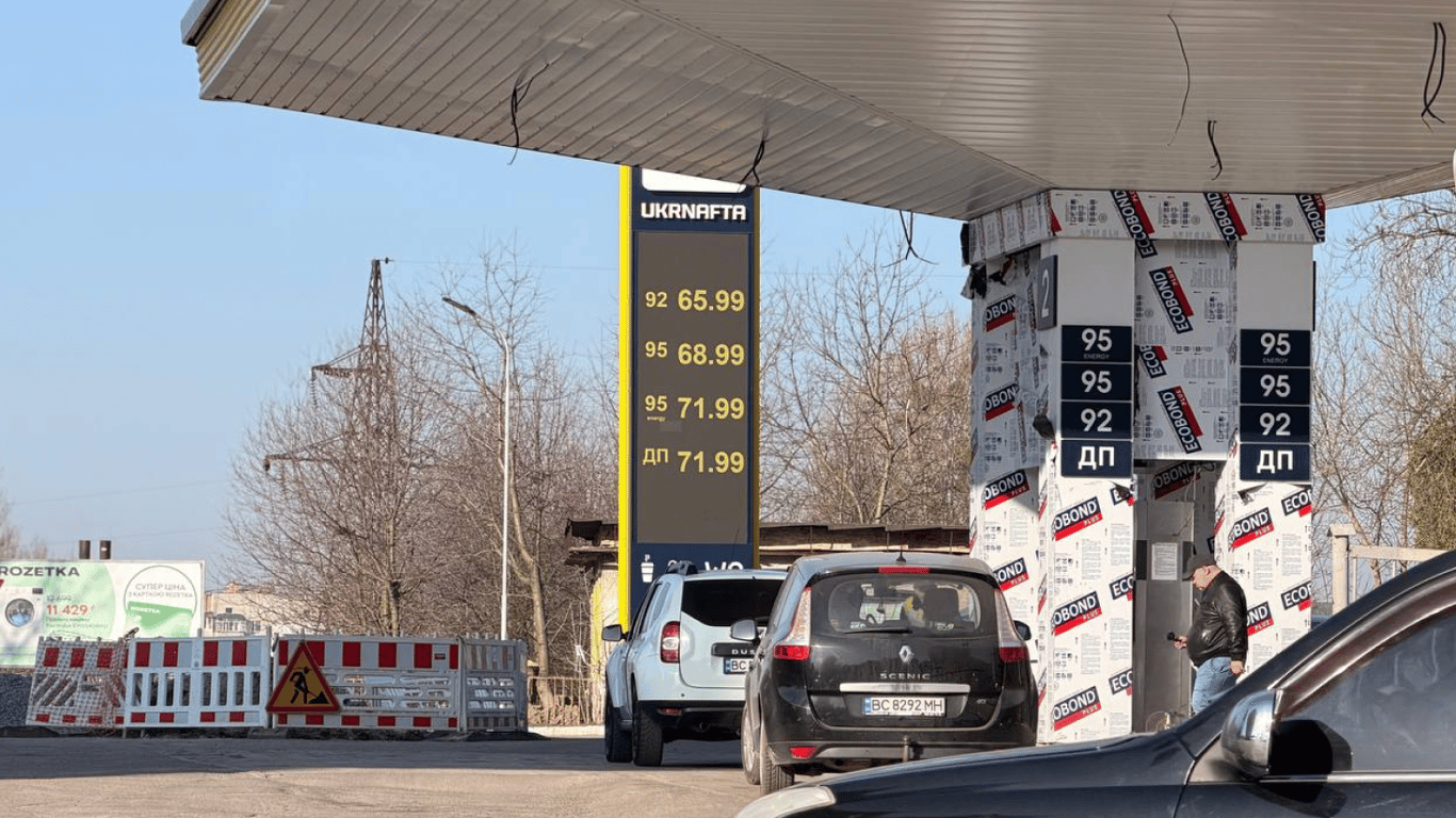Ціни на пальне зростають в Україні