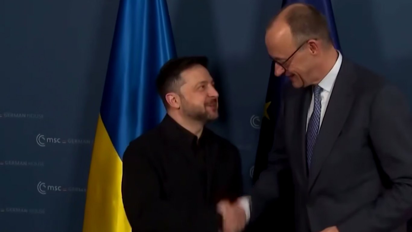 Зеленський і Мерц обговорюють дронів