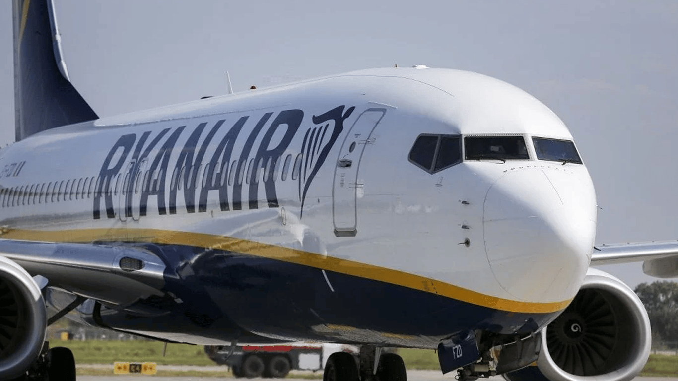 Нові правила ручної поклажі Ryanair