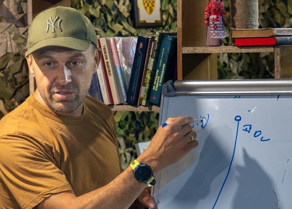 Nach Versetzung zum „Chef-Papierkrieger“: Ukrainischer Hauptmann verlässt die Armee