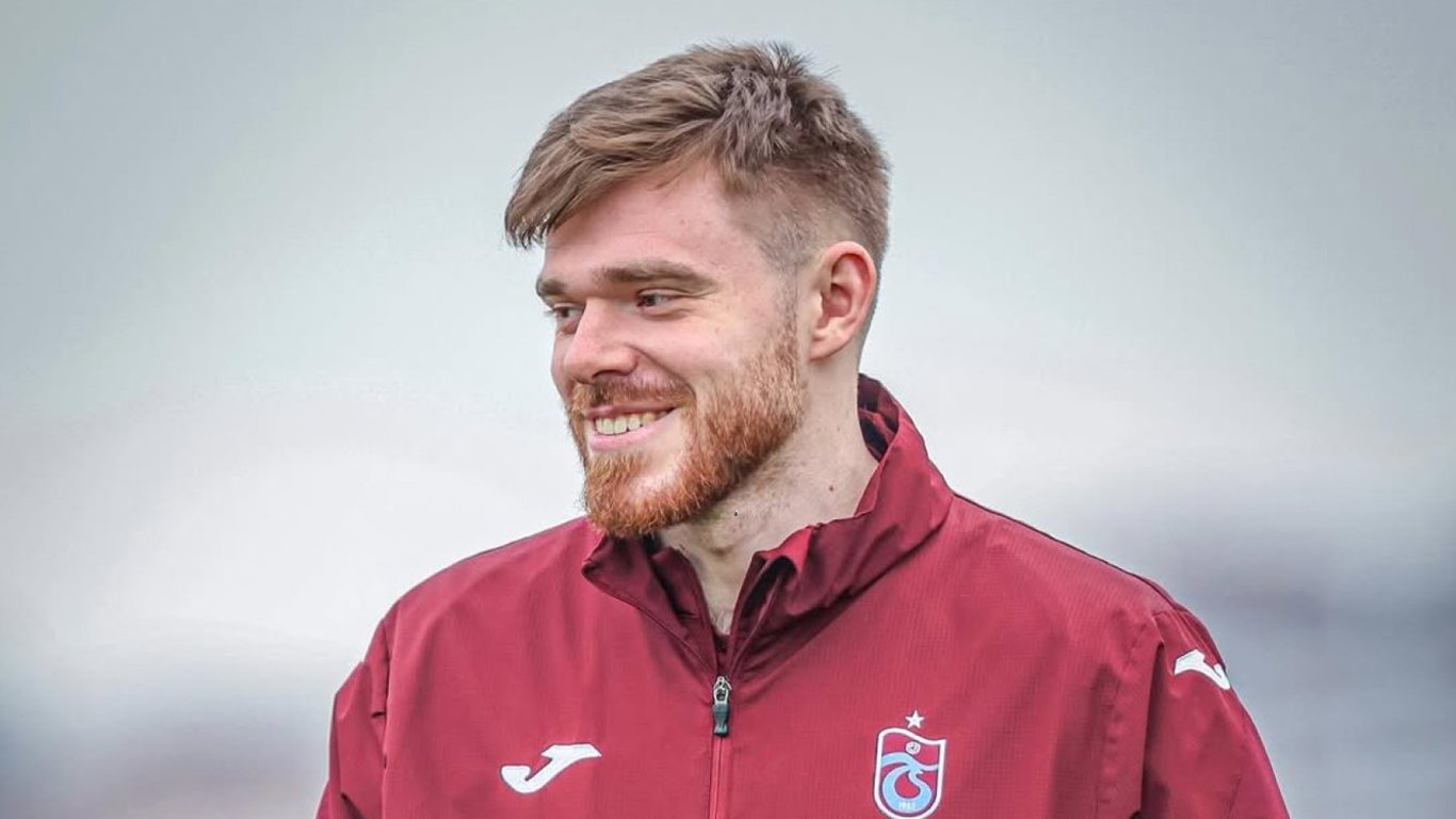Trabzonspor rozgląda się za obrońcą. Wśród kandydatów Taras Michawko z Dynama Kijów