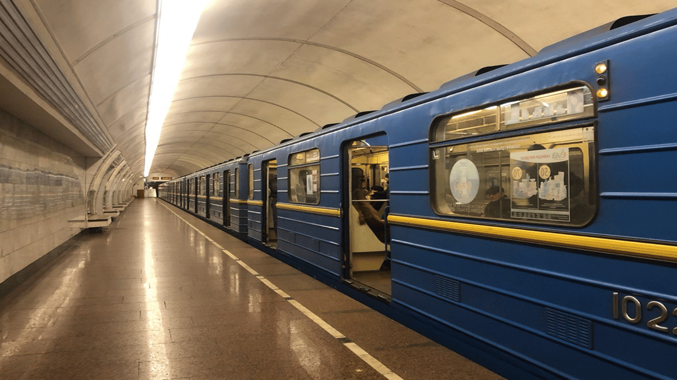 Машиніст метро отримує 55000