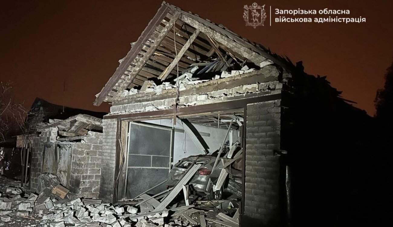 Беспилотники Shahed нанесли удар по Запорожью: повреждены десятки жилых домов