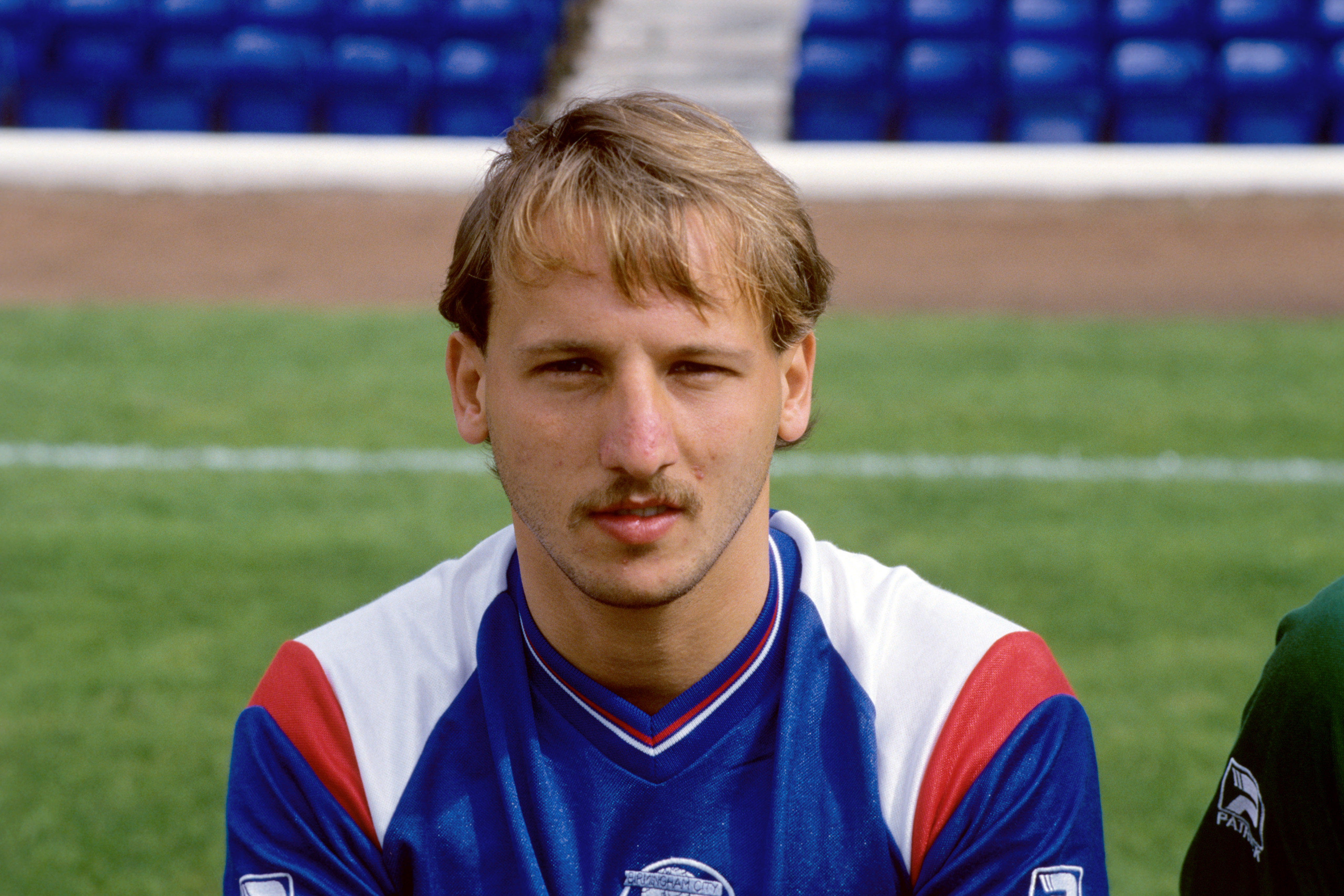 Były gwiazdor Birmingham Robert Hopkins zmarł w wieku 64 lat: co wiadomo o legendzie