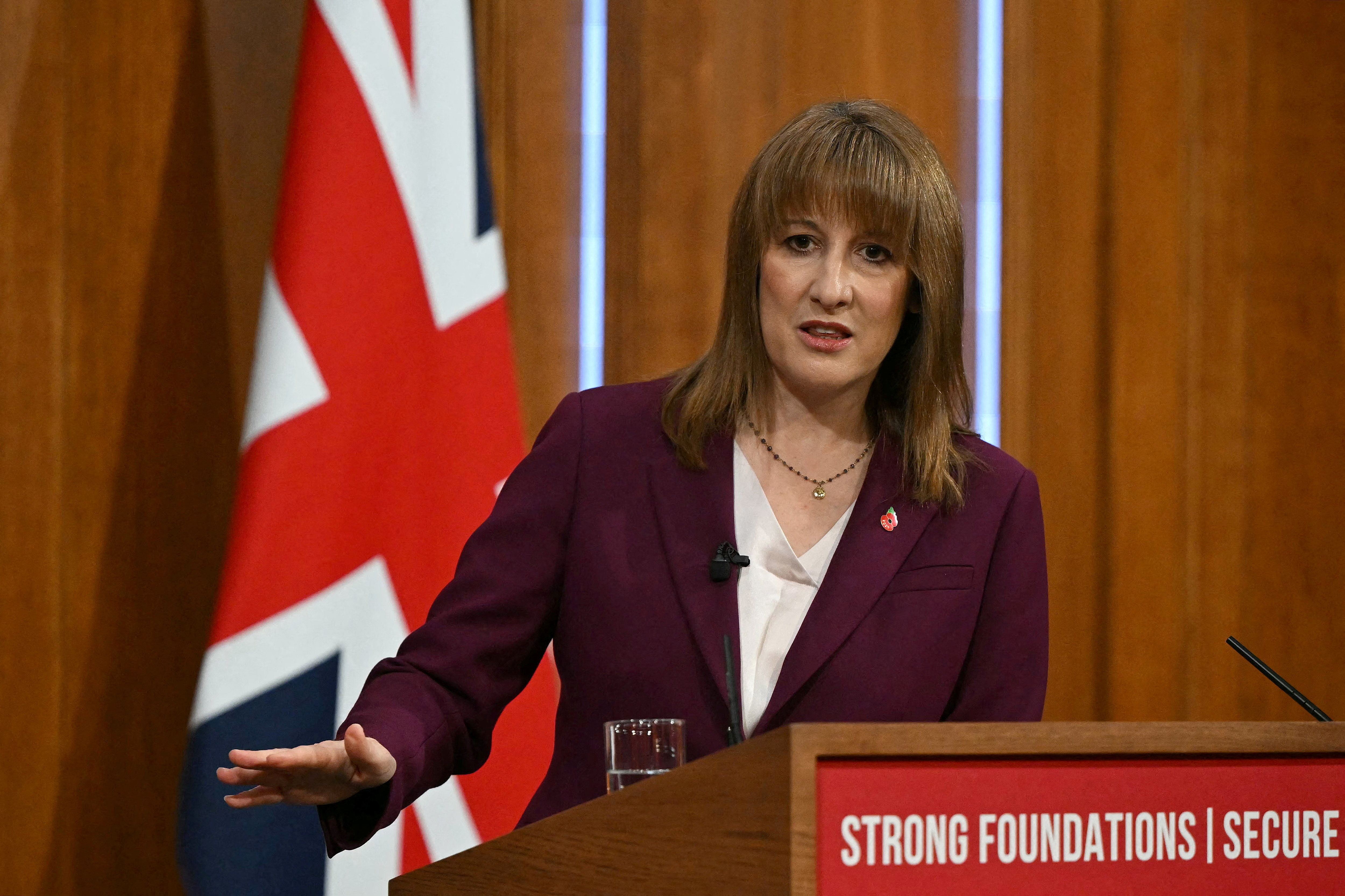 Western media: million Britons will fall into a tax trap due to new rules
