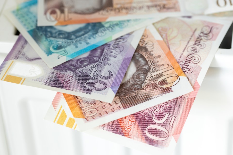 Мільйони домогосподарств отримають £150 знижки на опалення: хто має право