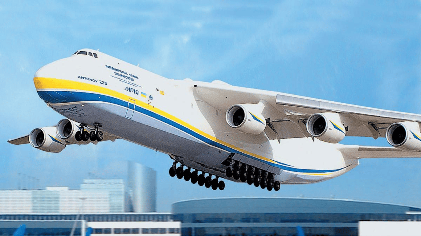 Ан-225 'Мрія' в польоті