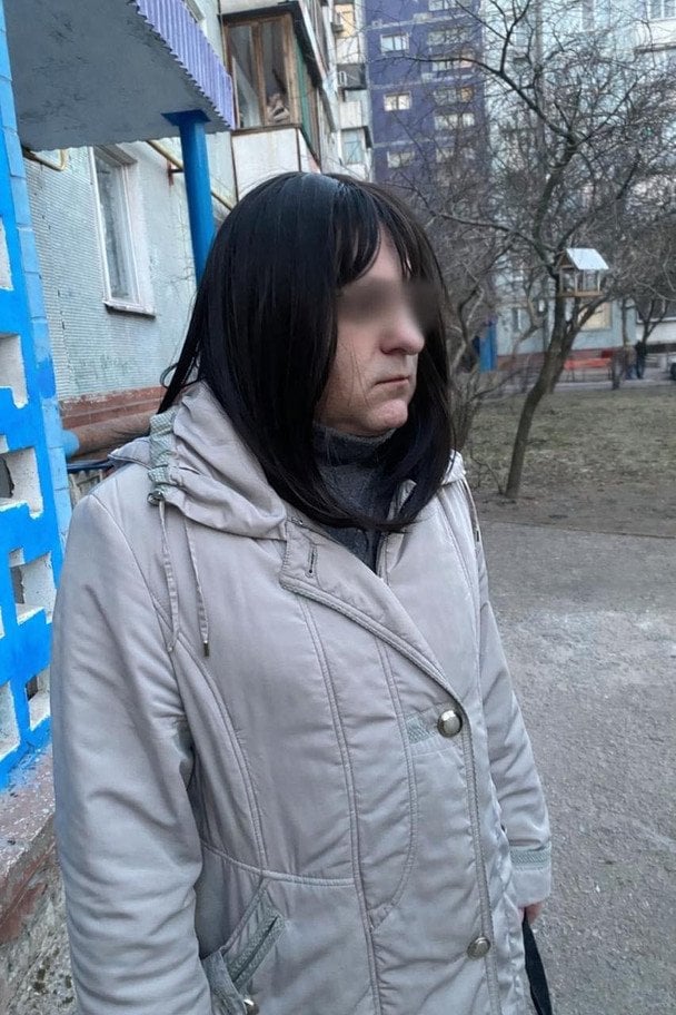 Przebrany w perukę i damską sukienkę – w Zaporożu zatrzymano mężczyznę uchylającego się od mobilizacji