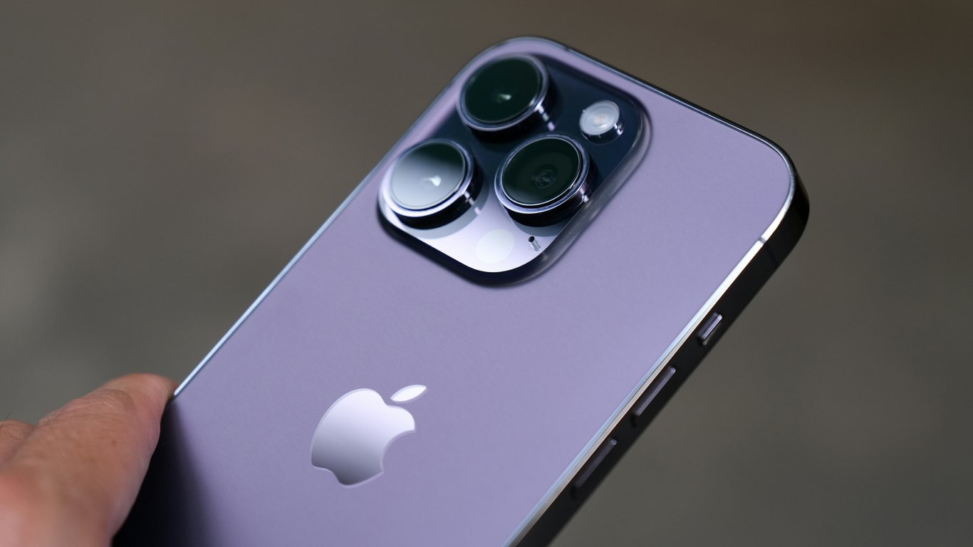 Тест блогера: насколько безопасны восстановленные iPhone с Temu?