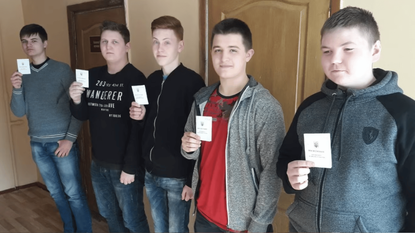 17-річні юнаки та військовий облік