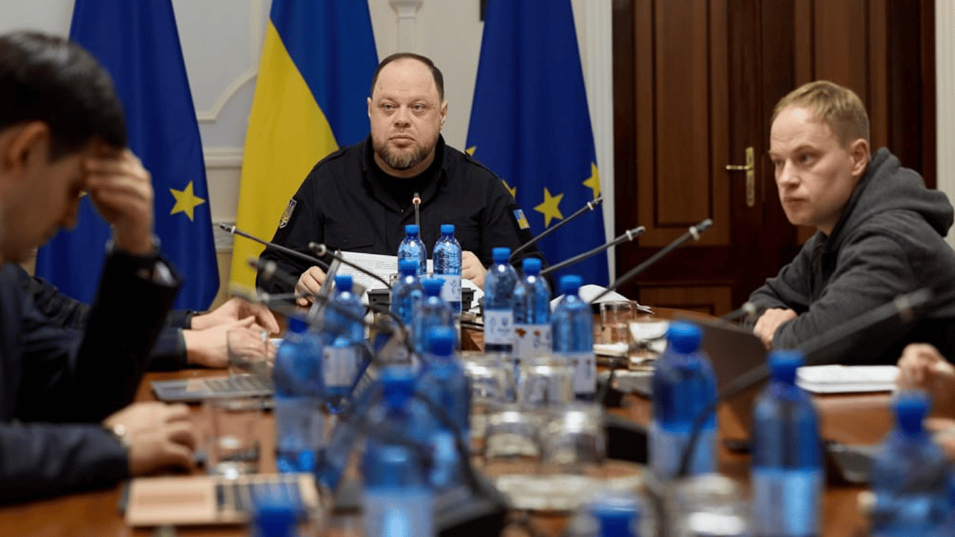 Дистанційна робота Ради через обстріл