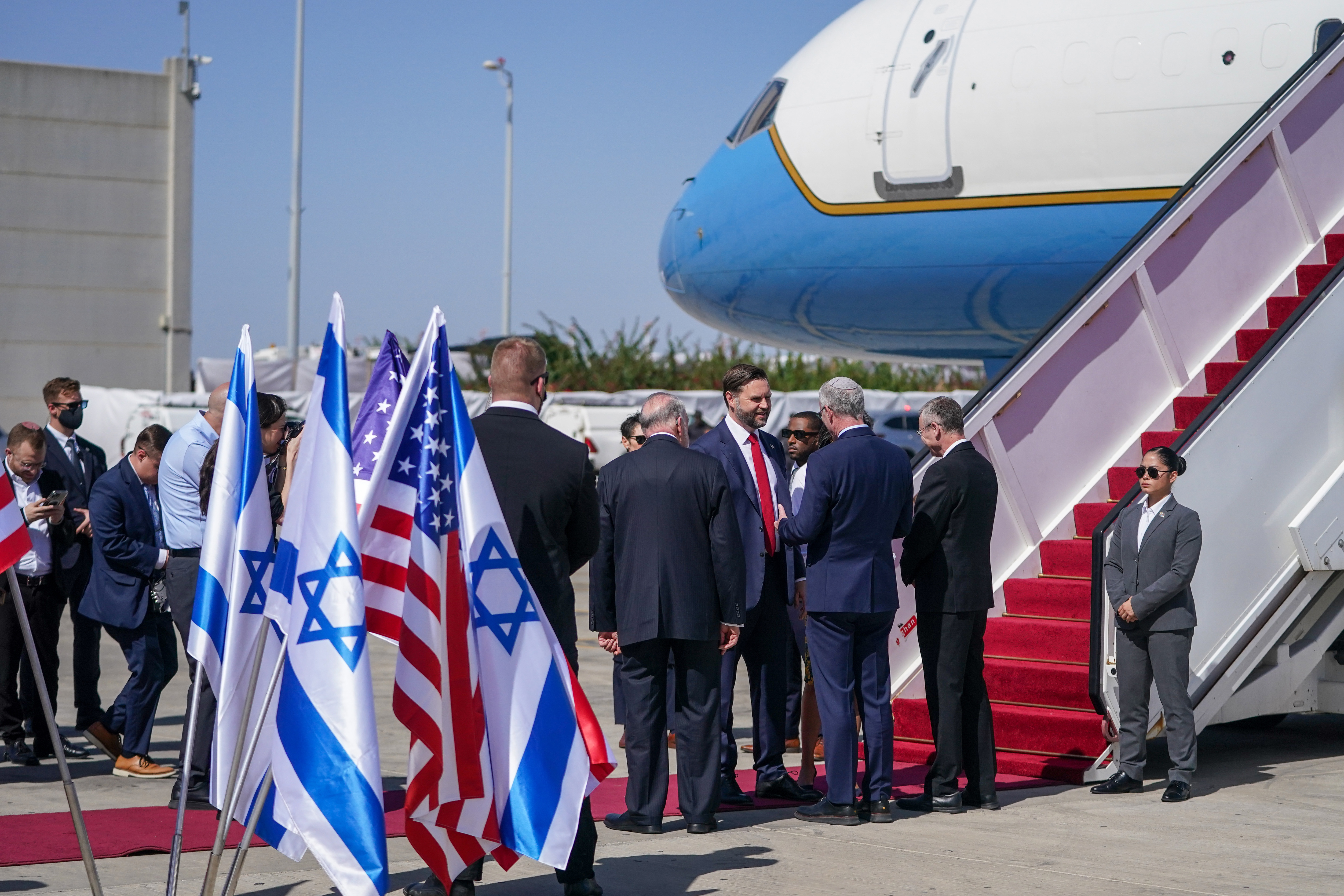 Podział wśród religijnych prawicowców w USA: Konflikt z Iranem wywołuje spory