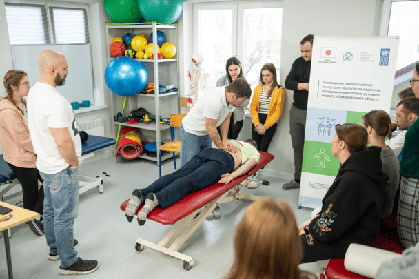 Japońskie wsparcie dla użhorodzkiego szpitala: nowoczesny sprzęt do rehabilitacji