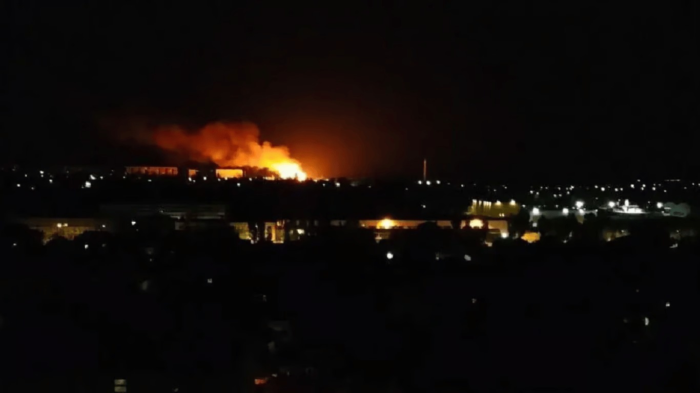 Вибухи в Запоріжжі та Полтаві