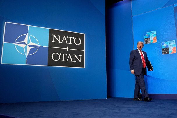 Трамп реорганізує НАТО через борги