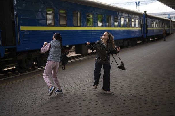После обстрелов в Одесской области отменили несколько пригородных поездов: какие маршруты не будут работать