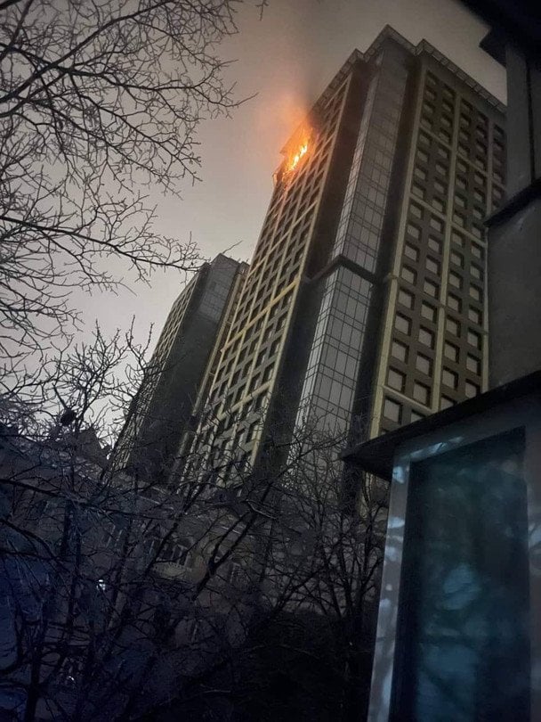 Атака дронов на Киев: двое погибших, разрушение жилых домов