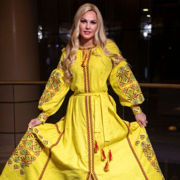 A Mystery Admirer Sends Kamaliya a Lavish Valentine's Gift Following Her Split from Zahoor