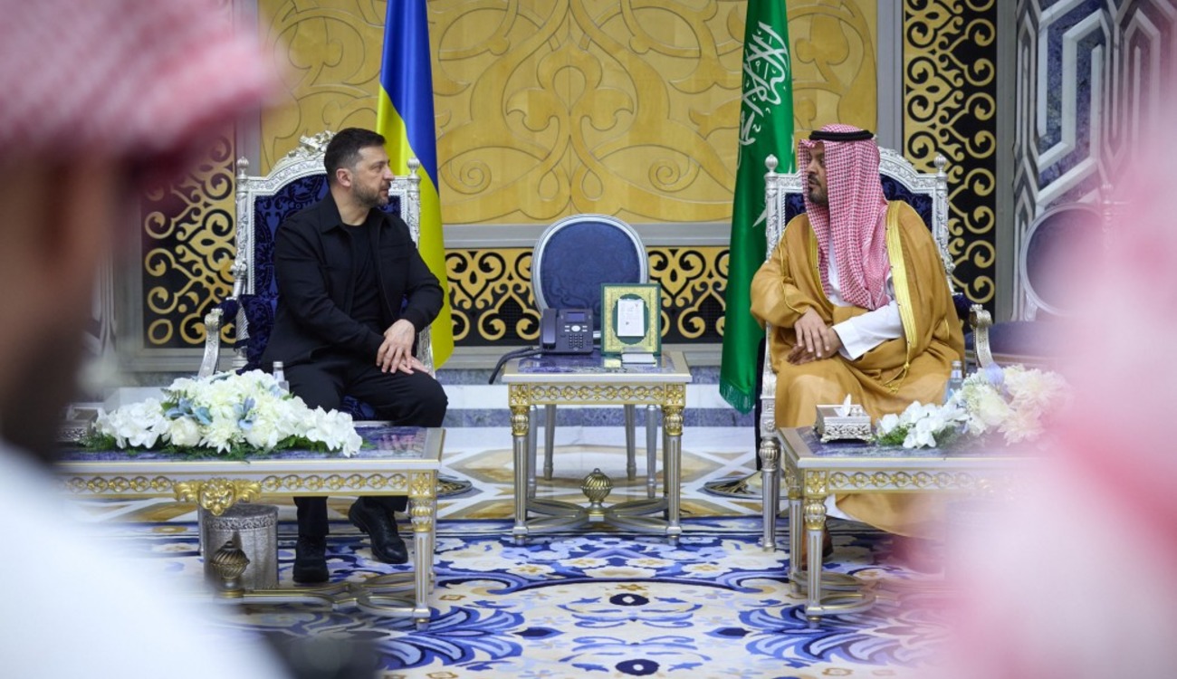 Verteidigungspakt besiegelt: Was die Ukraine und Saudi-Arabien vereinbart haben