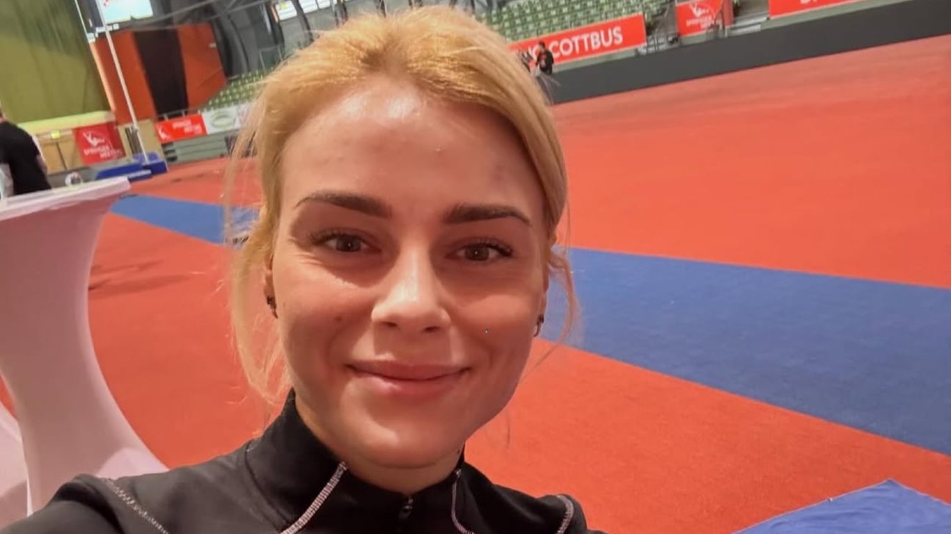 Julia Lewczenko na podium w Toruniu. Ukraińska lekkoatletka z brązowym medalem