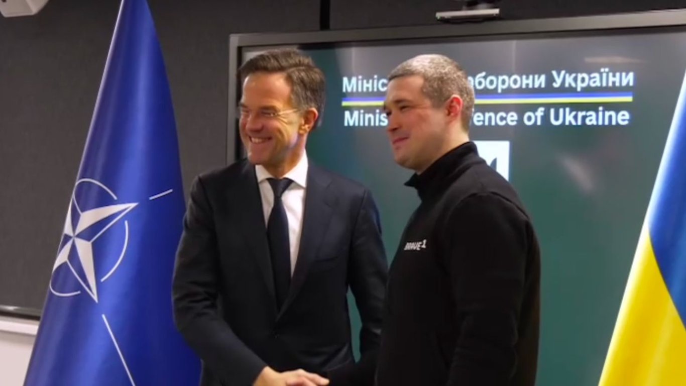 Przed spotkaniem w Ramstein: Fedorow omawiał wsparcie dla Ukrainy z Rutte i ministrami