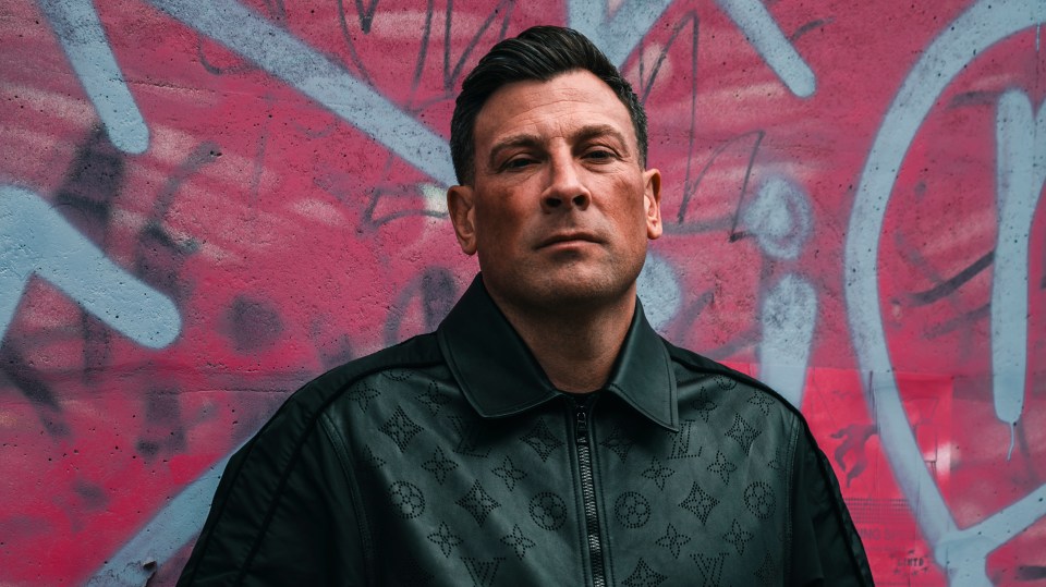 The ex-mayor of the city became a successful musician: the story of CASH ONLY