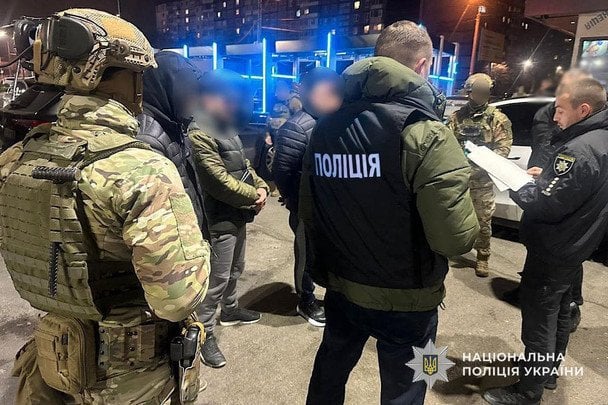 В Днепре задержали мошенников: требовали 200 тысяч за несуществующий долг