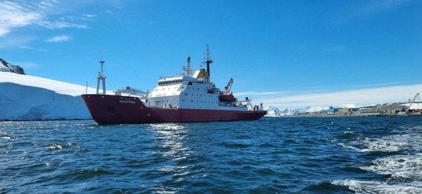 Українська «Ноосфера» вперше перетнула Південне полярне коло: деталі історичної місії